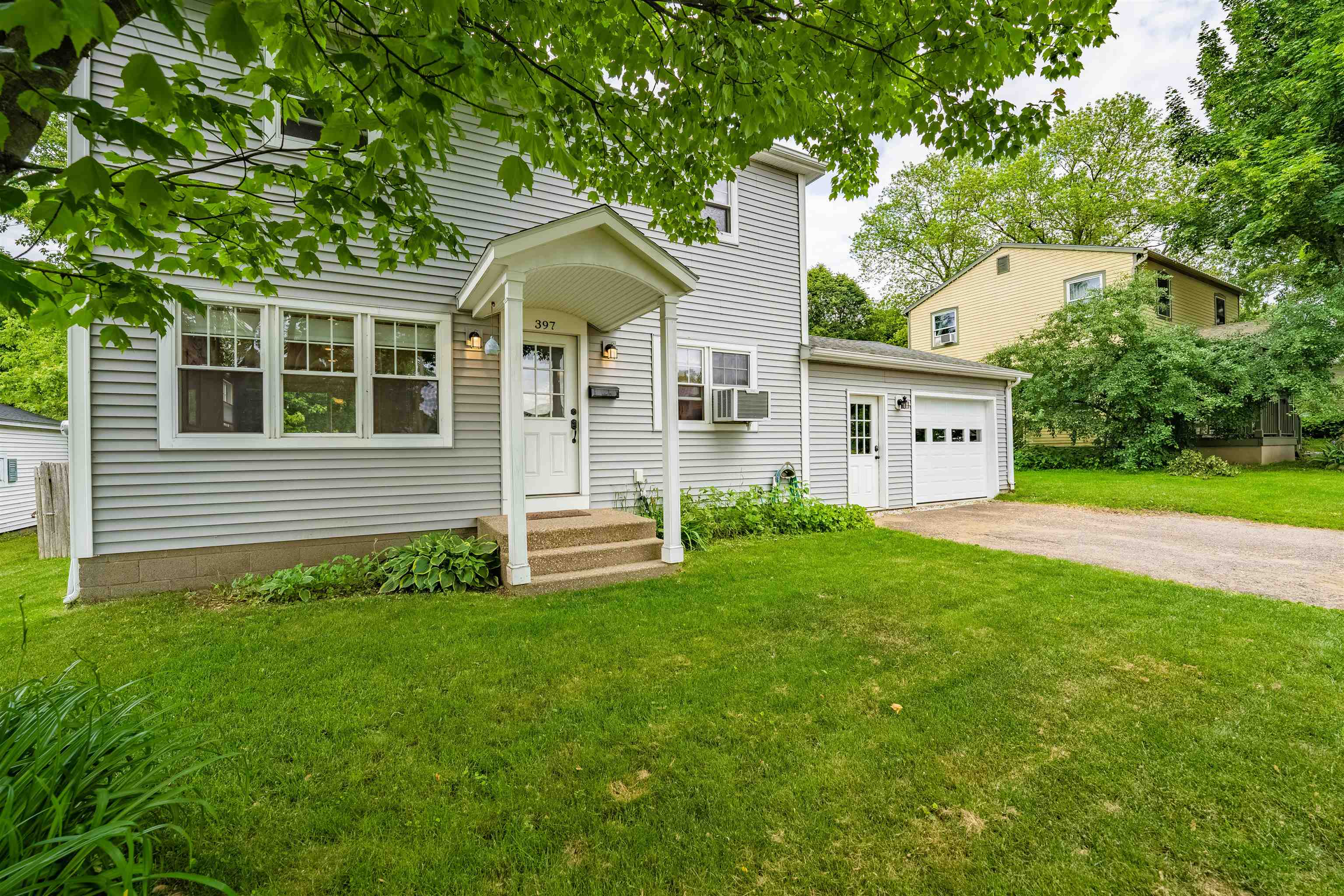 near 125 Cambrian Way Burlington, VT 05401 Property 1