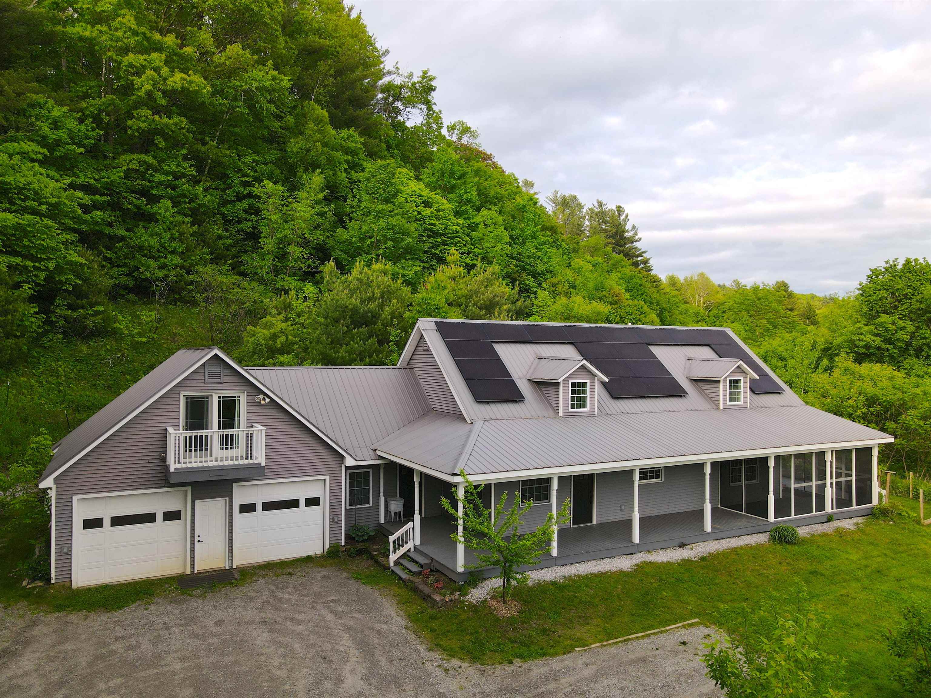 near 27 Hidden View Road Underhill, VT 05489 Property 3