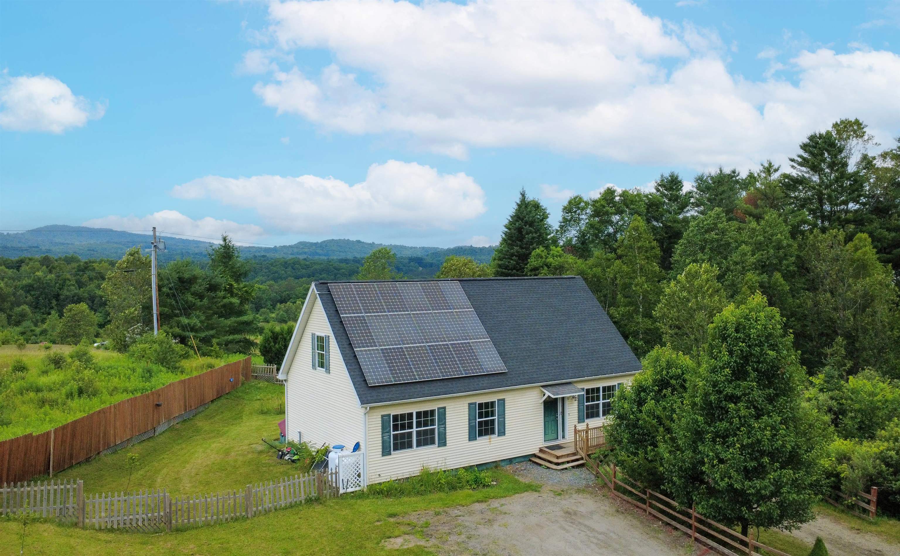 near 758 Houghton Bridge Road St. Johnsbury, VT 05819 Property 4