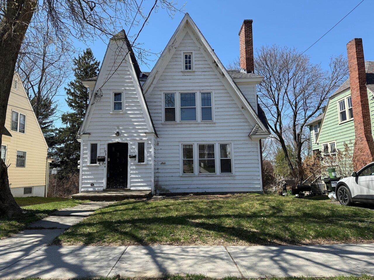 near 159 Loomis Street Burlington, VT 05401 Property 3