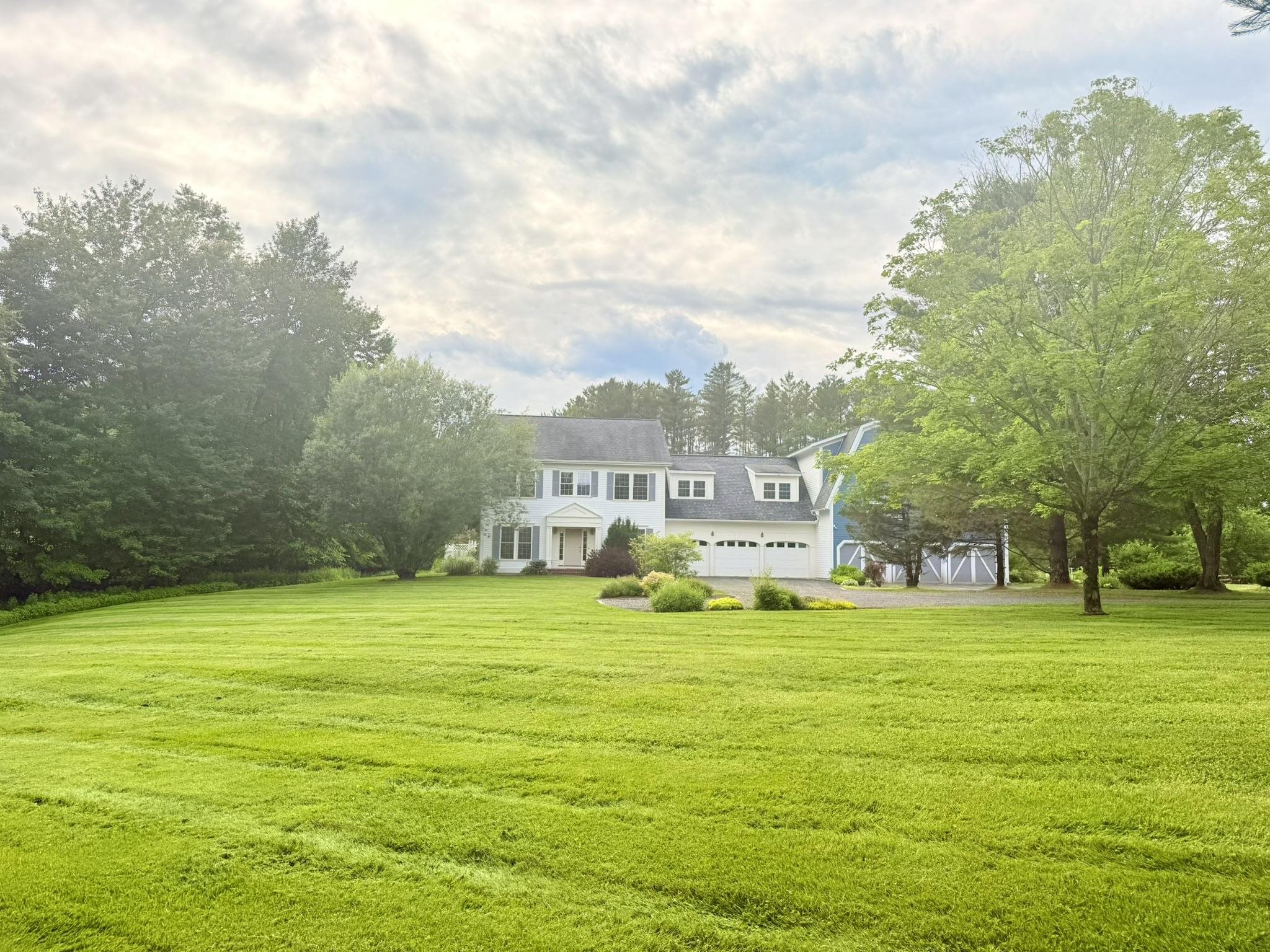 near 21 Pinnacle Point Waterbury, VT 05676 Property 3