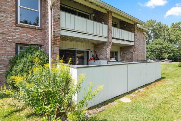 230 Ledgewood Circle