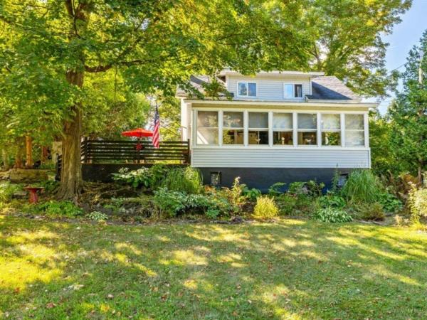 215 Old Dock Road