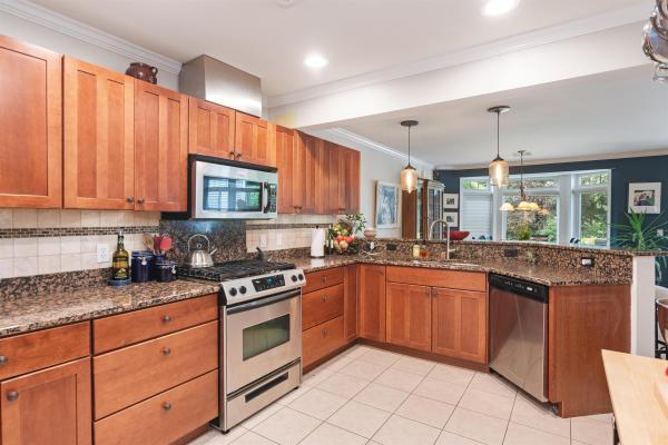 186 Hummingbird Lane